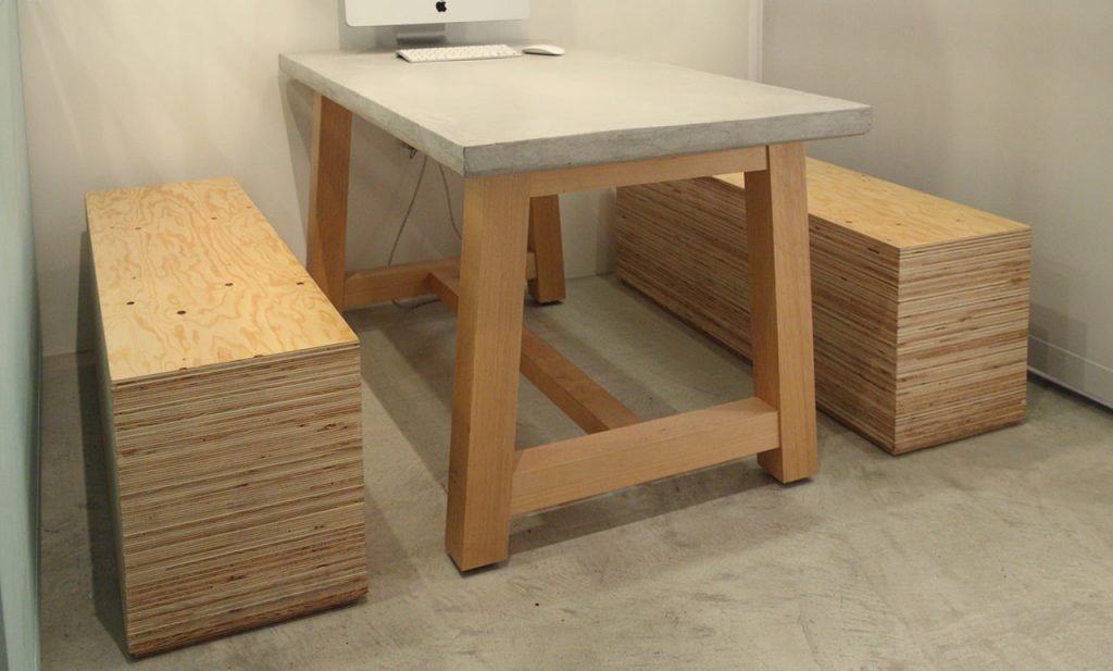 MEETING TABLE & BENCH